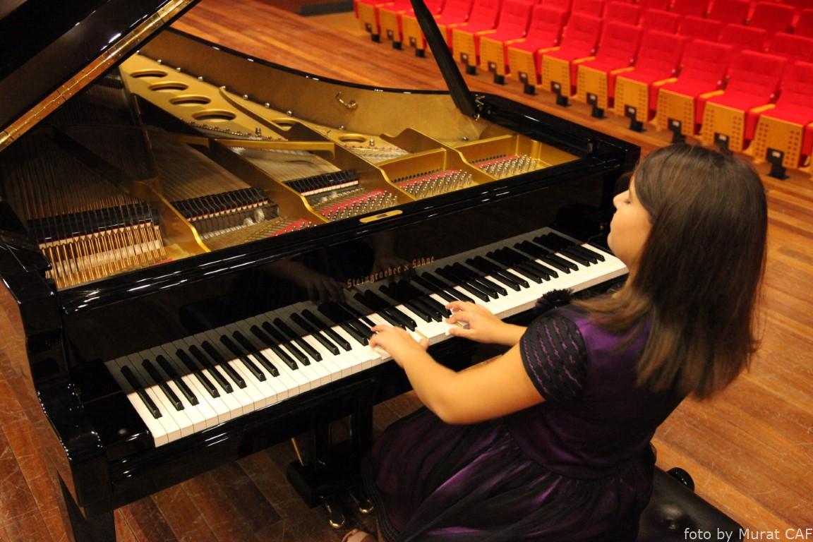 İdil Naz Alıcı Piyano